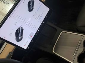 Tesla Model 3 - 2021