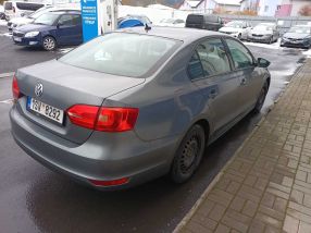 Volkswagen Jetta - 2012
