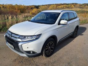 Mitsubishi Outlander - 2018