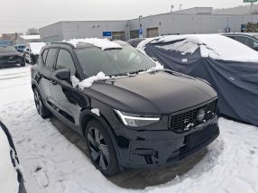 Volvo XC40 - 2024