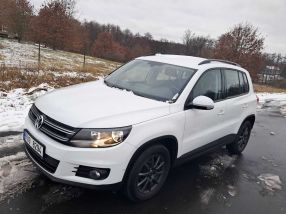 Volkswagen Tiguan - 2015