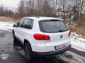Volkswagen Tiguan - 2015