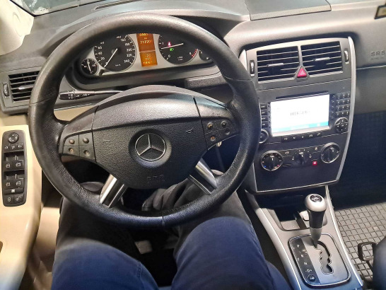 Mercedes-Benz B