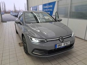 Volkswagen Golf - 2023