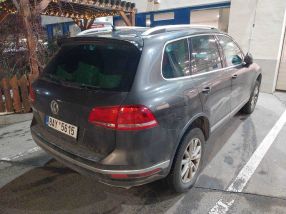 Volkswagen Touareg - 2016