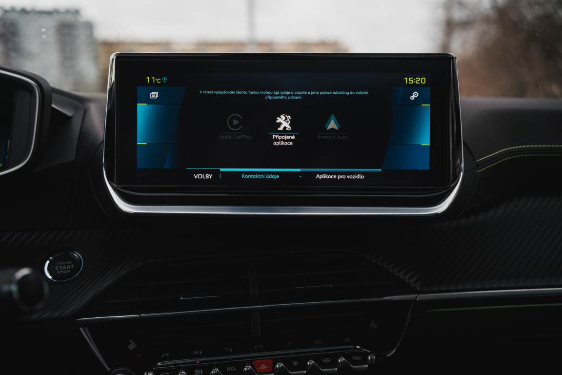 Peugeot e-208