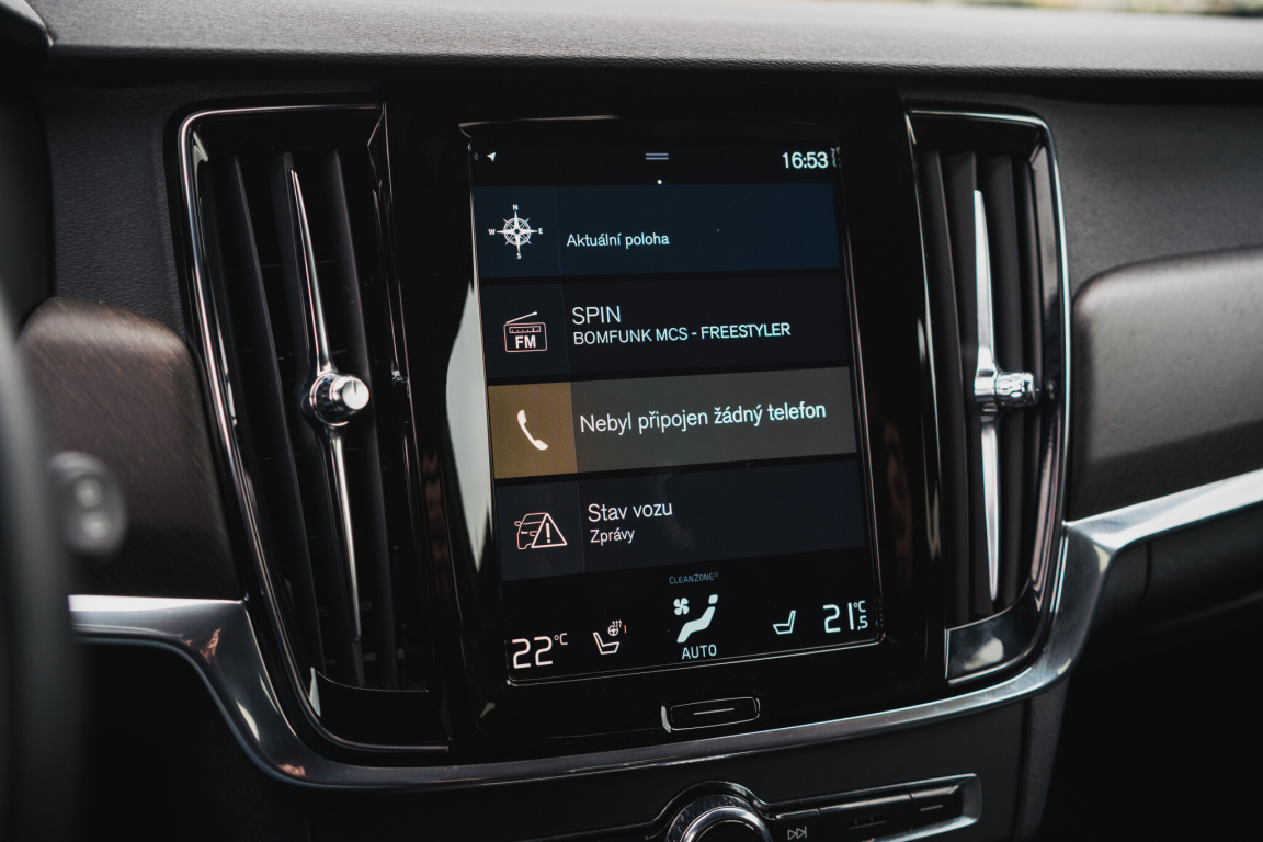Volvo V90 Cross Country