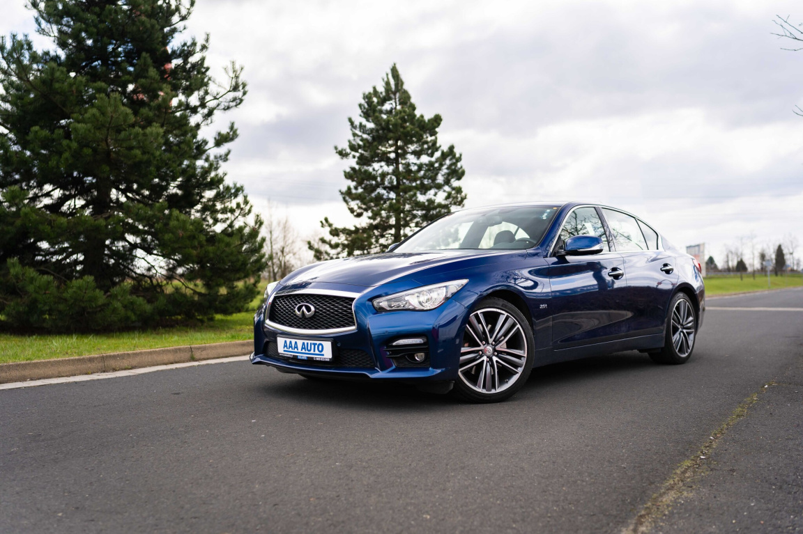 Infiniti Q50