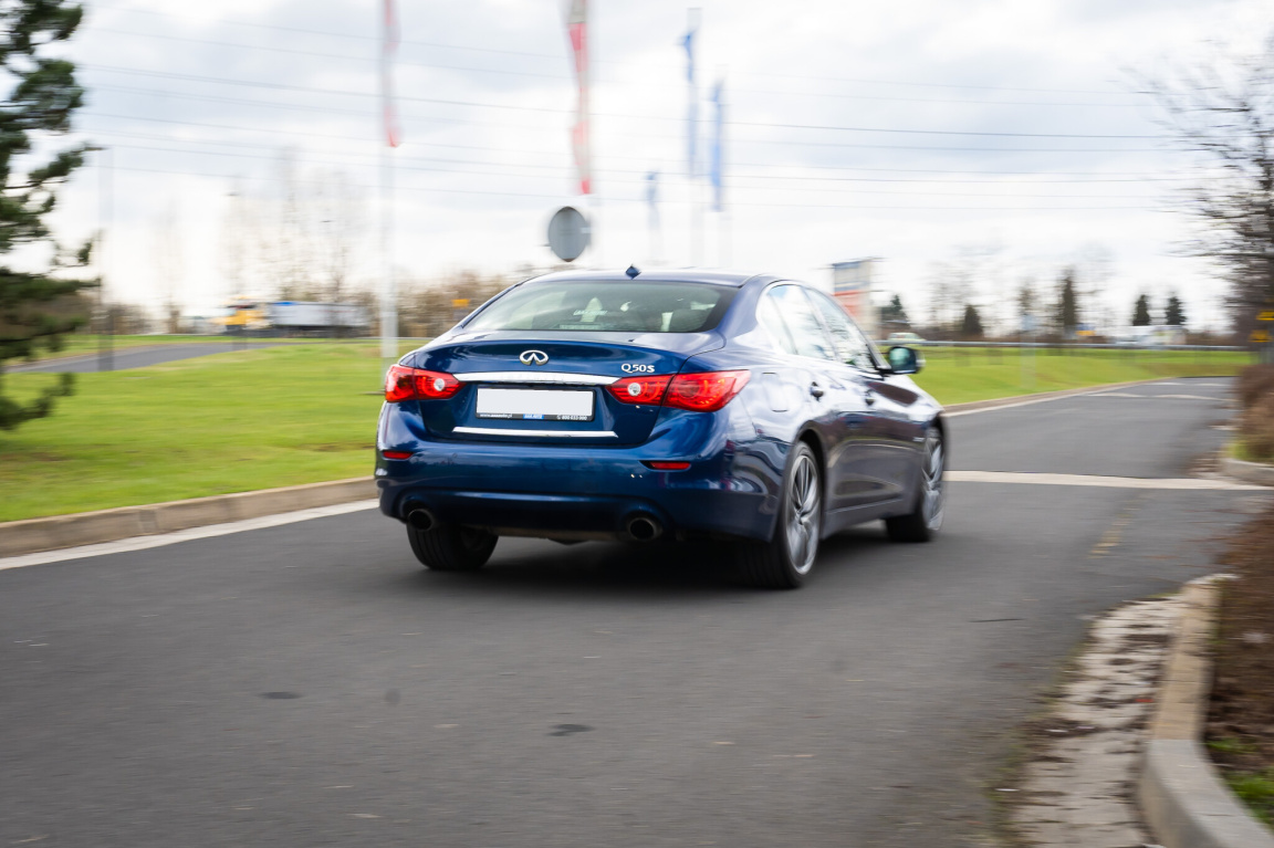 Infiniti Q50