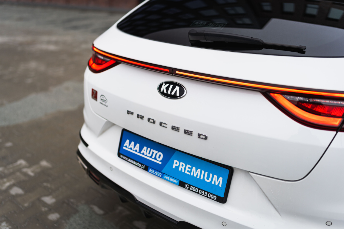 Kia ProCeed