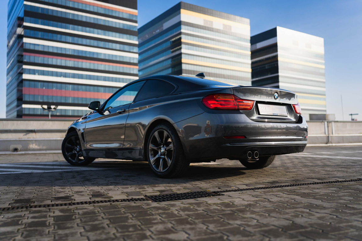 BMW 4