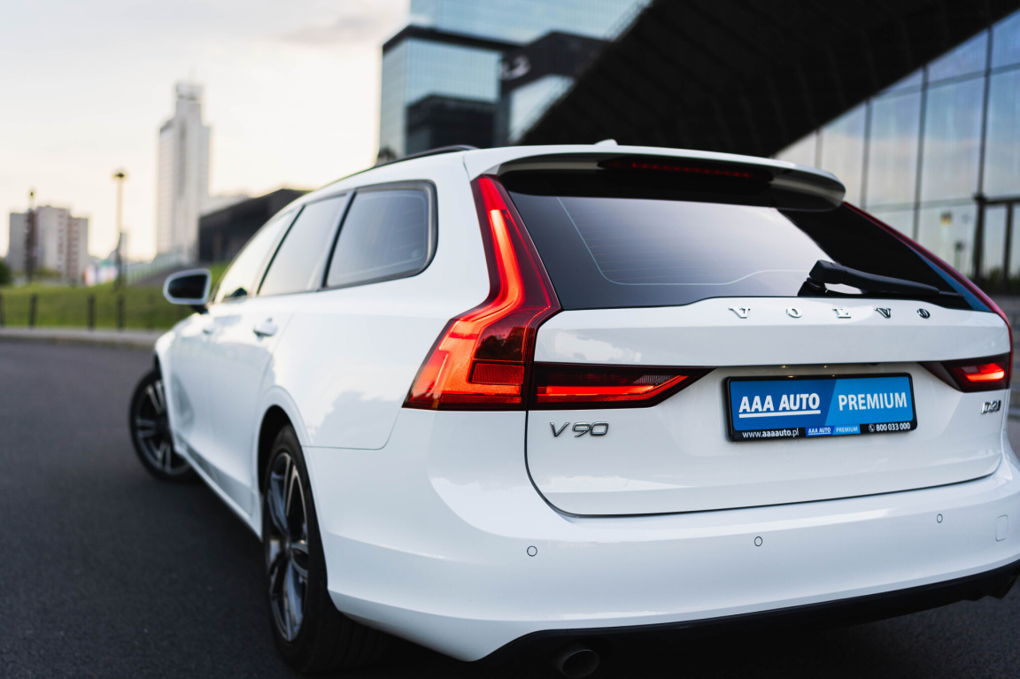 Volvo V90