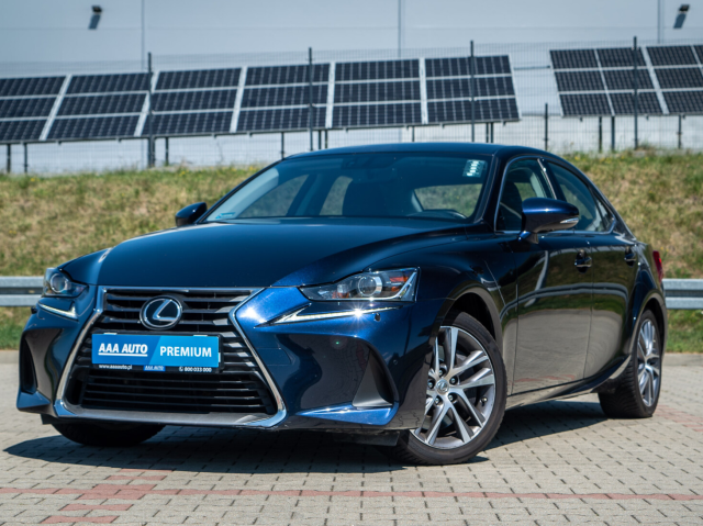 Lexus IS 2018