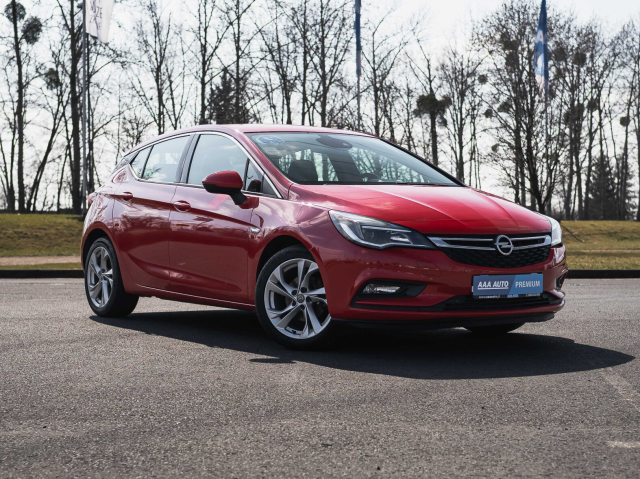 Opel Astra 2015