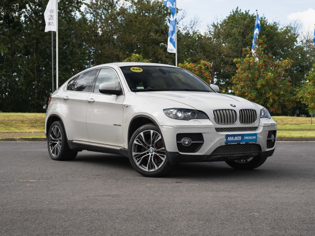 BMW X6 2011