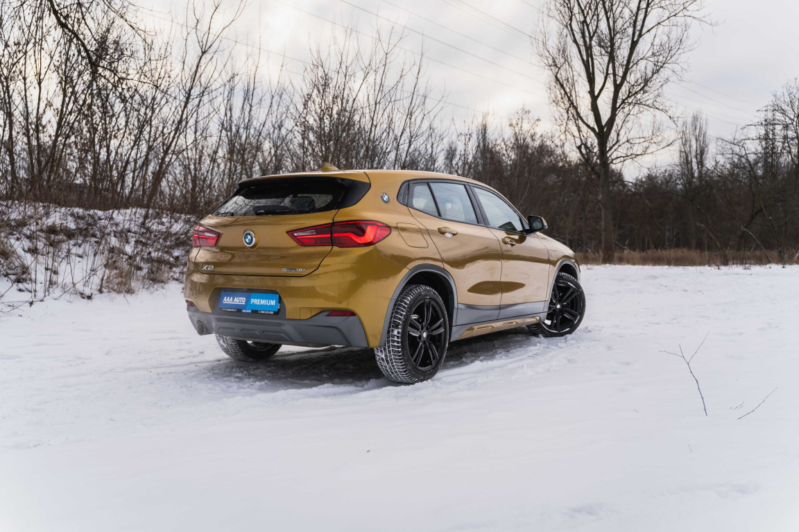 BMW X2