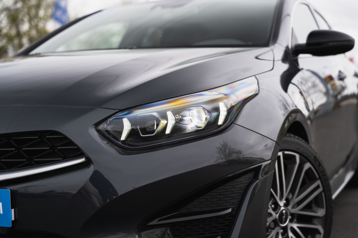 Kia ProCeed