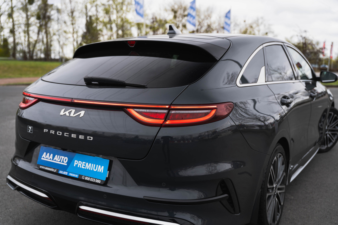 Kia ProCeed