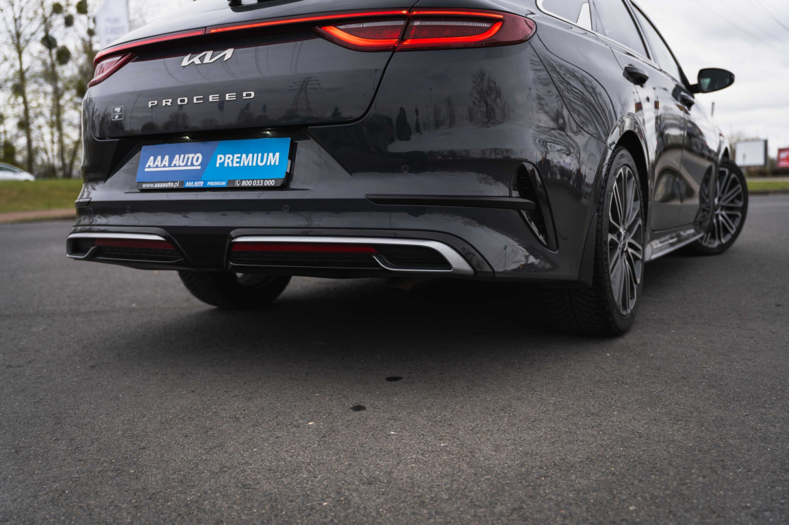 Kia ProCeed