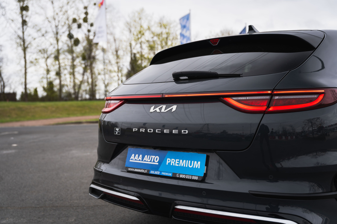 Kia ProCeed