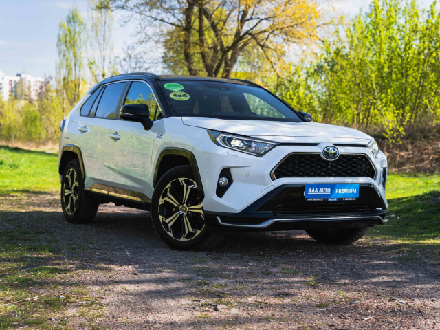 Toyota RAV4 2021