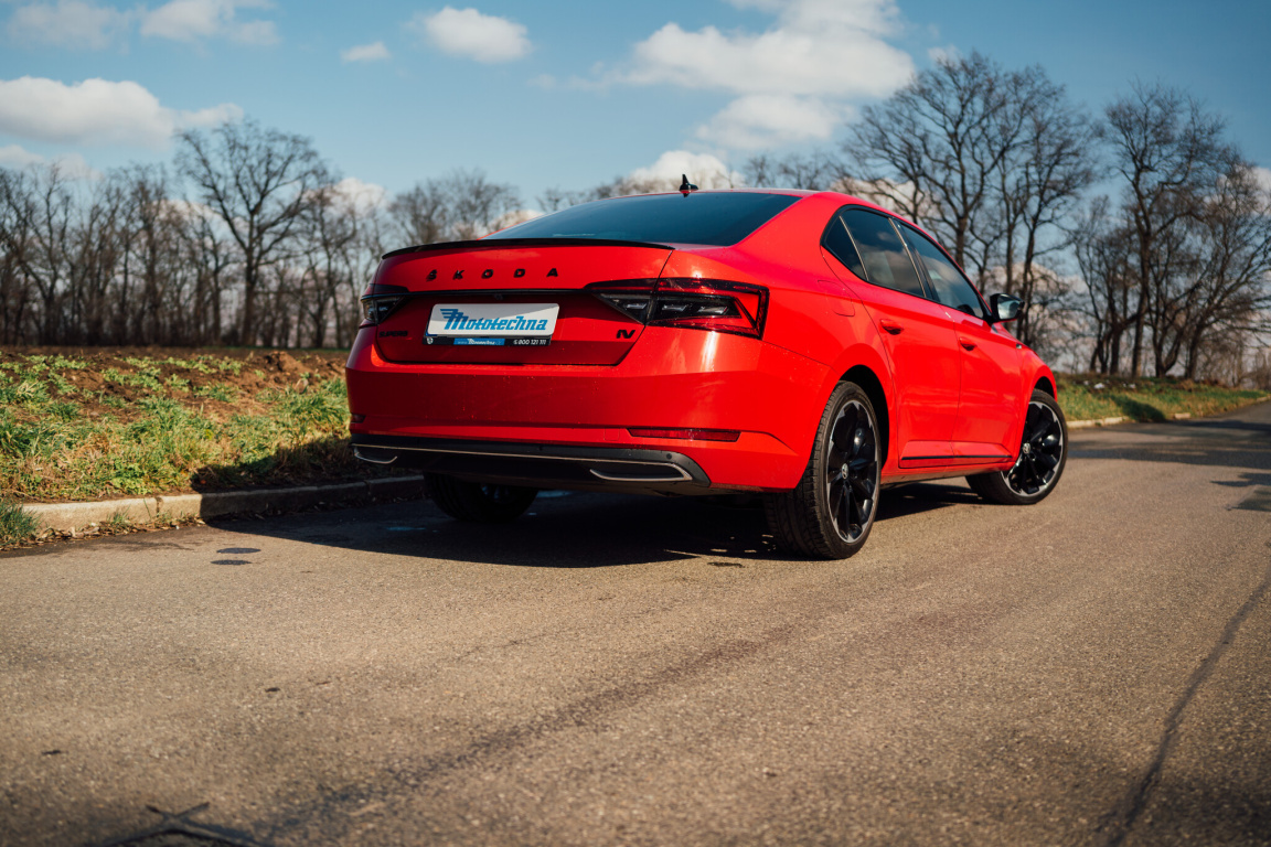 Škoda Superb