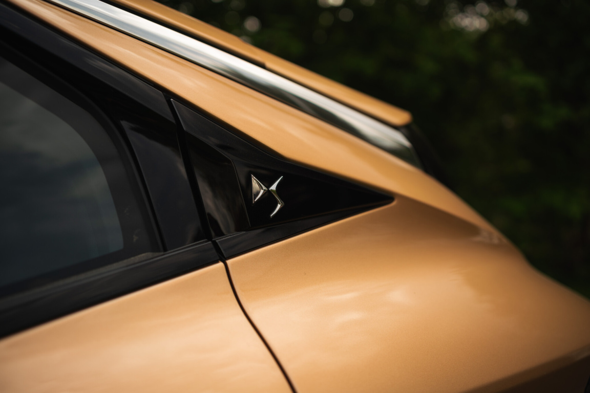 DS 4