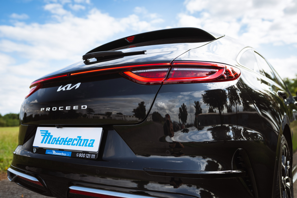 Kia ProCeed