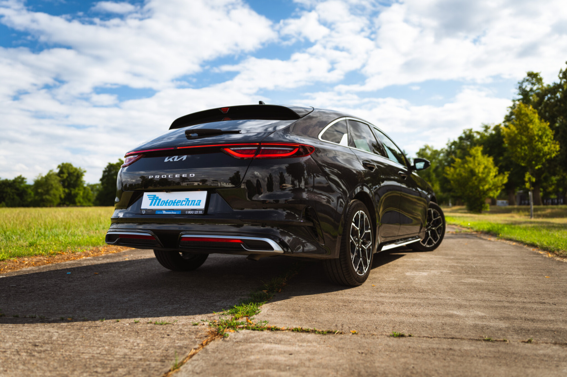 Kia ProCeed