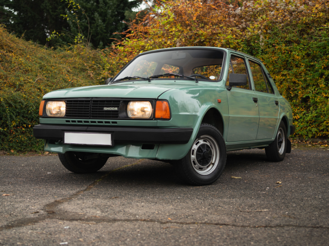 Škoda 105 1987