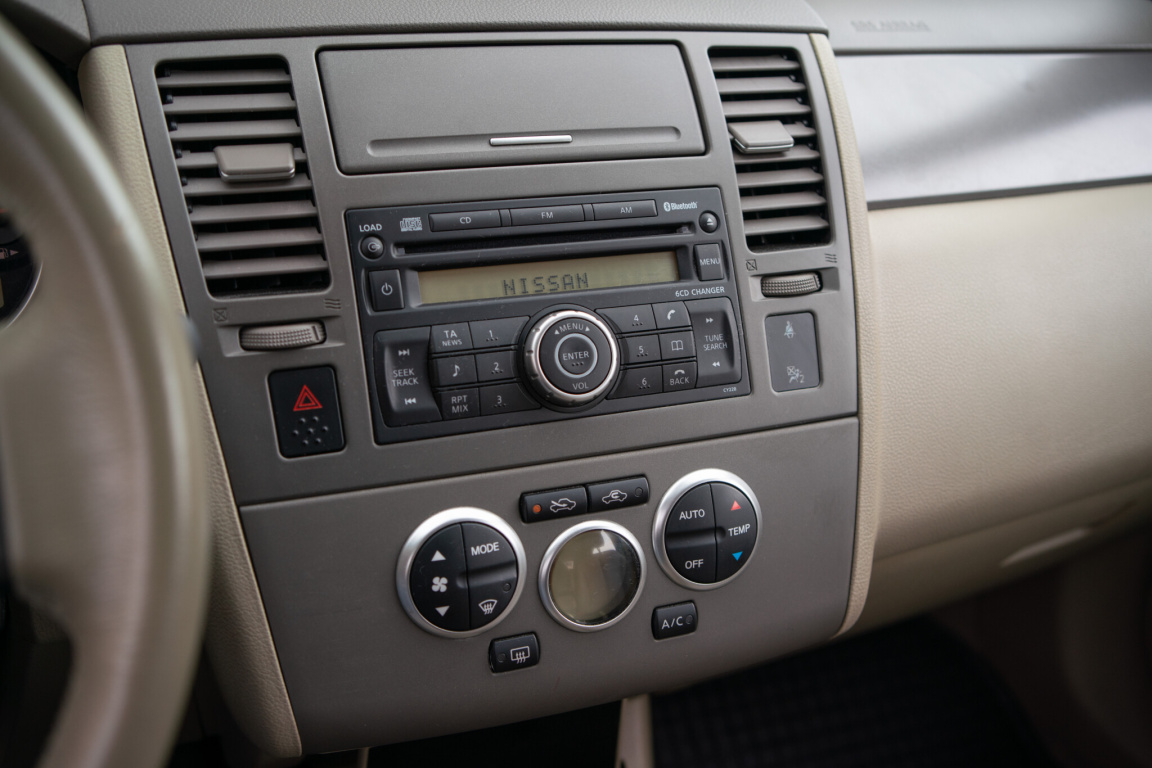 Nissan Tiida