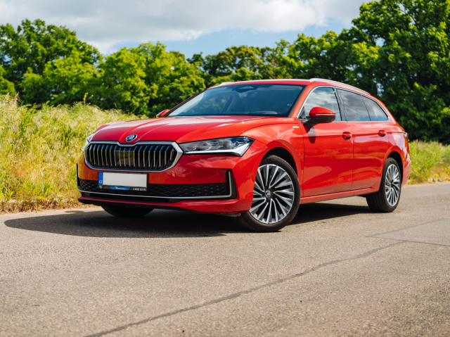 Škoda Superb 2024