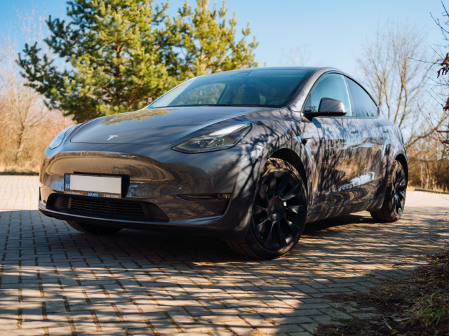 Tesla Model Y 2022