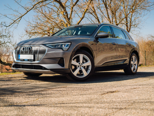 Audi e-tron 2019