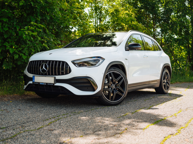 Mercedes-Benz GLA 2021