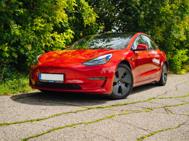 Tesla Model 3 2021