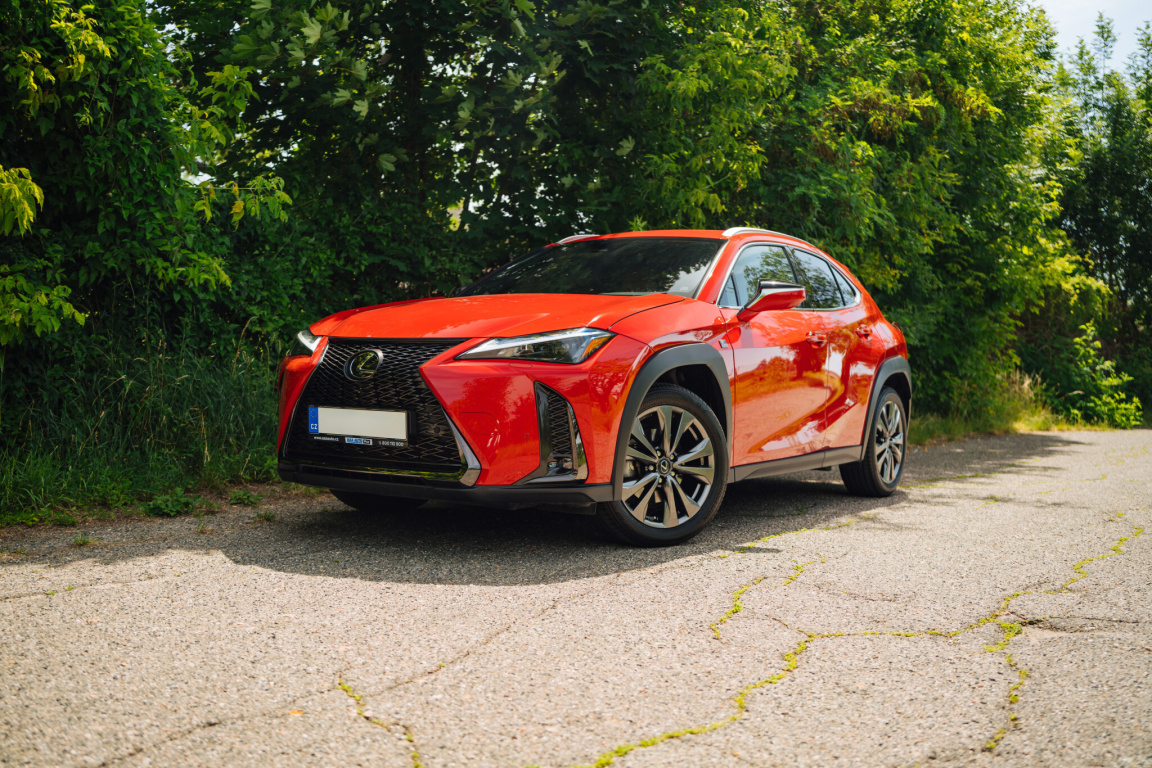 Lexus UX