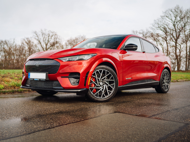 Ford Mustang Mach-E 2023