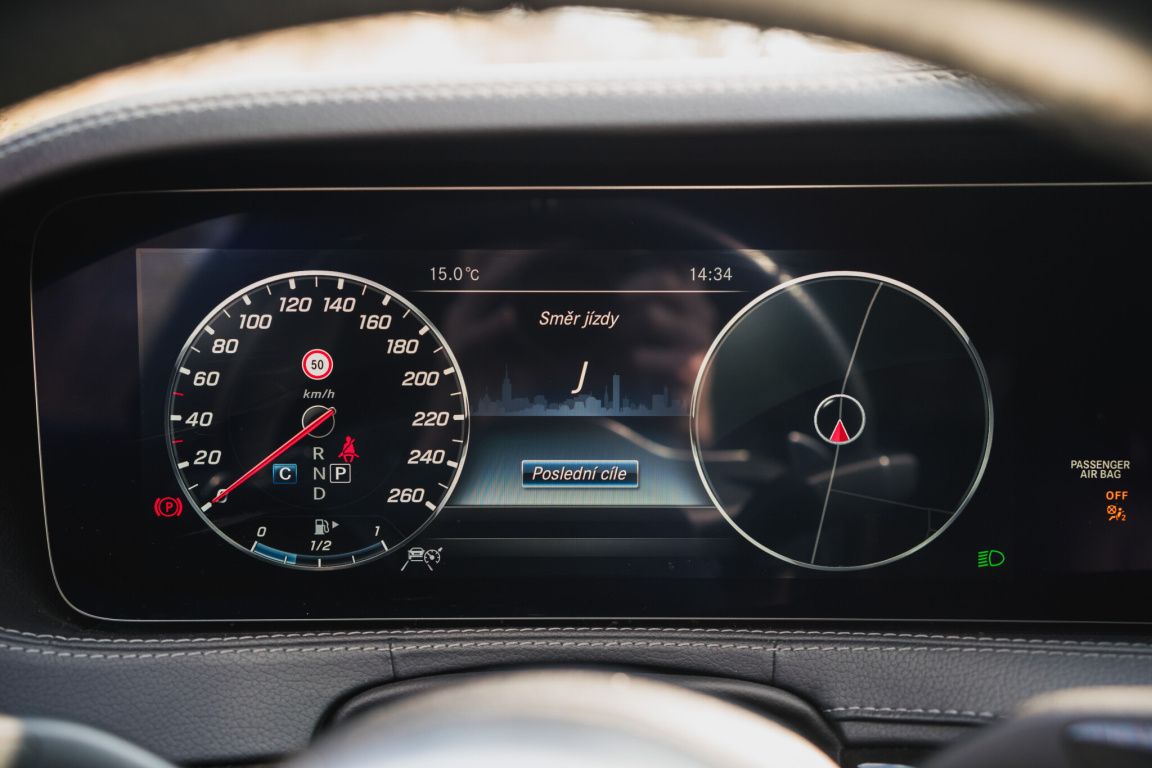 Mercedes-Benz S