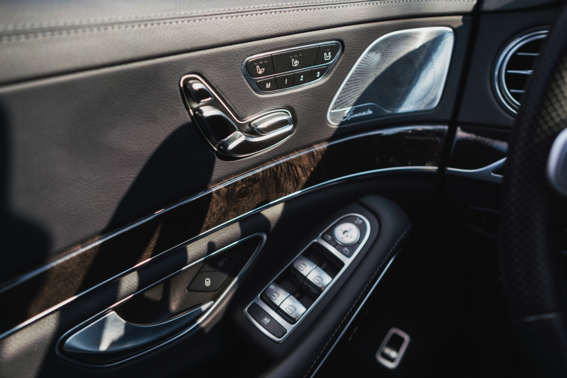 Mercedes-Benz S