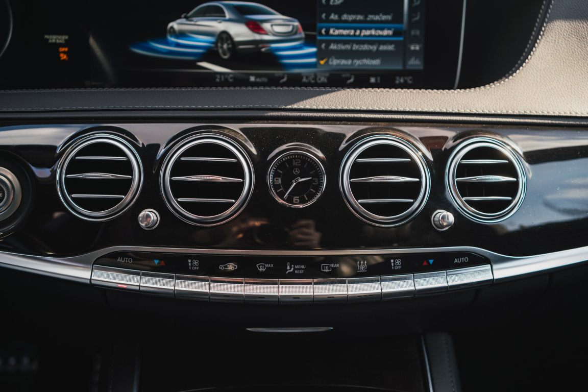 Mercedes-Benz S