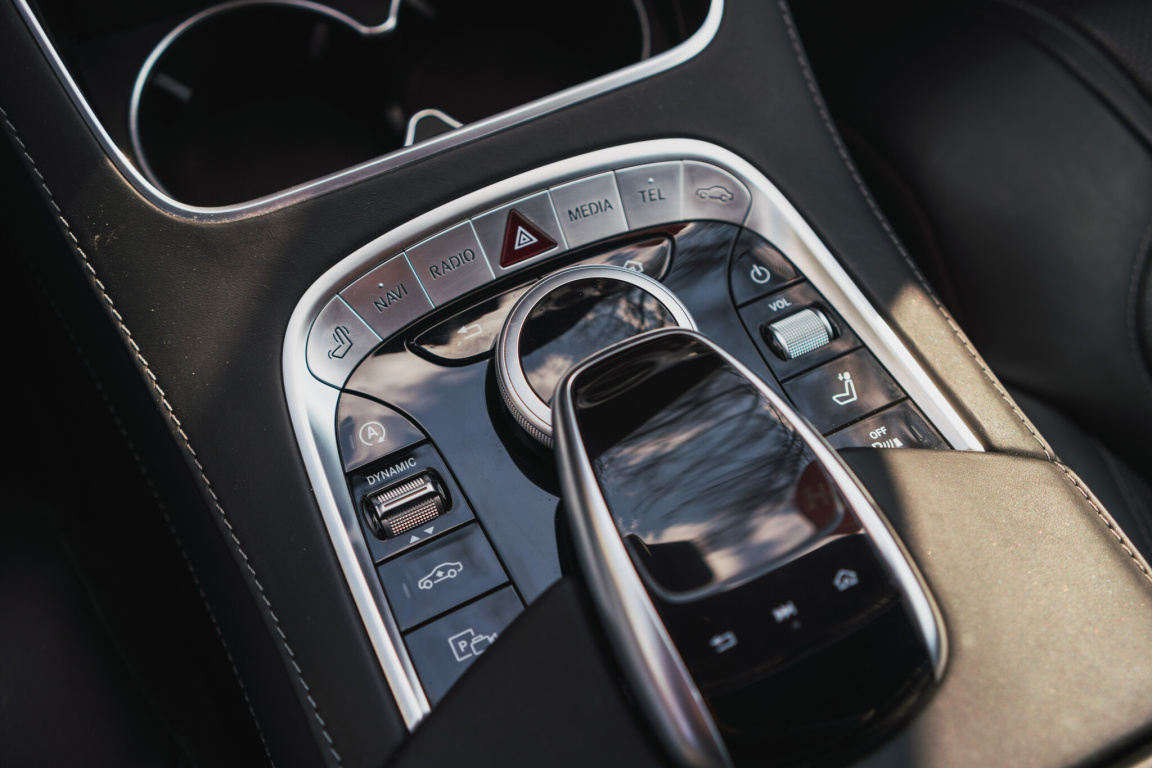 Mercedes-Benz S