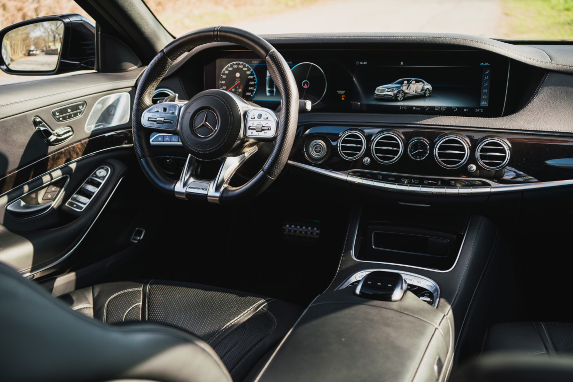 Mercedes-Benz S