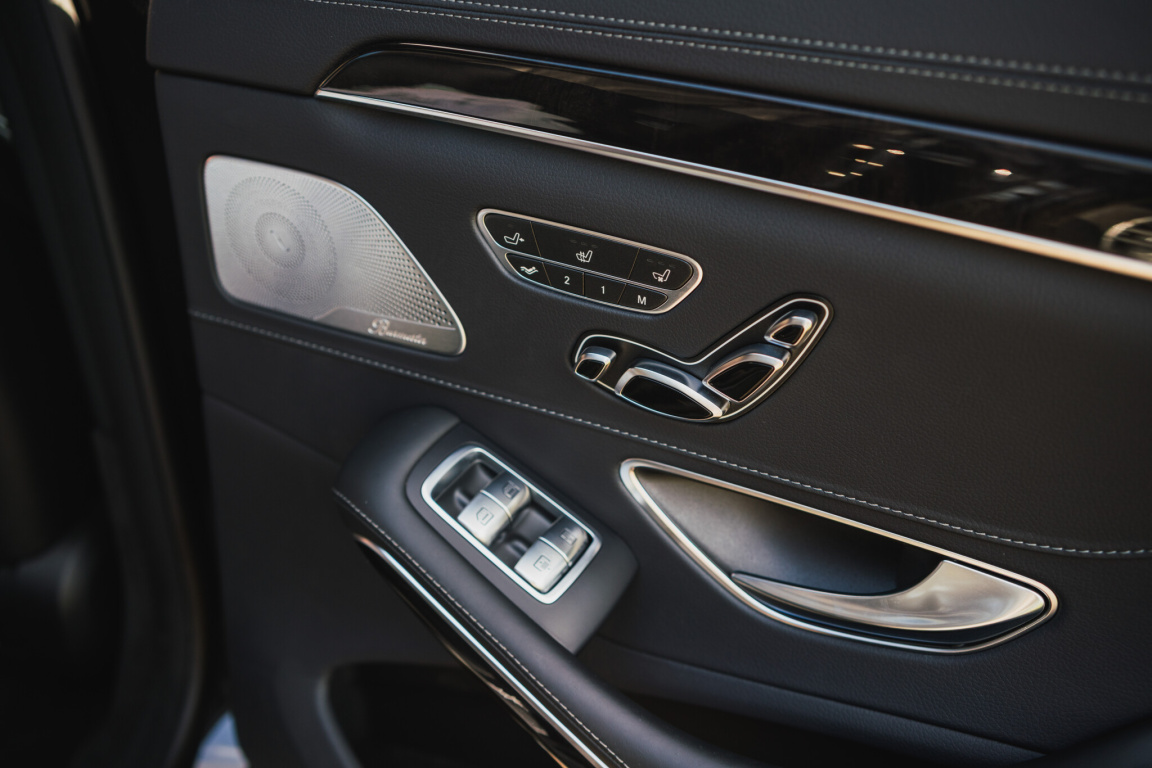Mercedes-Benz S