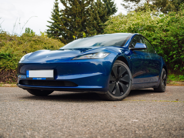 Tesla Model 3 2023