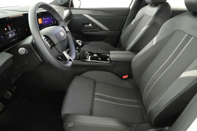 Opel Astra - 2024