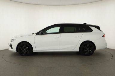 Opel Astra - 2024