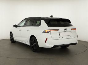 Opel Astra - 2024