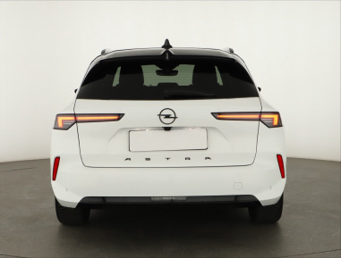 Opel Astra - 2024
