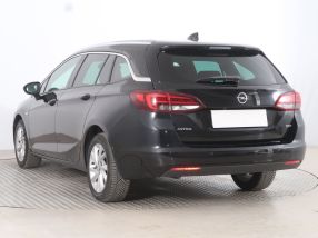Opel Astra - 2017